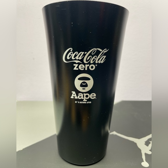 AAPE X COCACOLA ZERO CUP - Picture 2 of 3